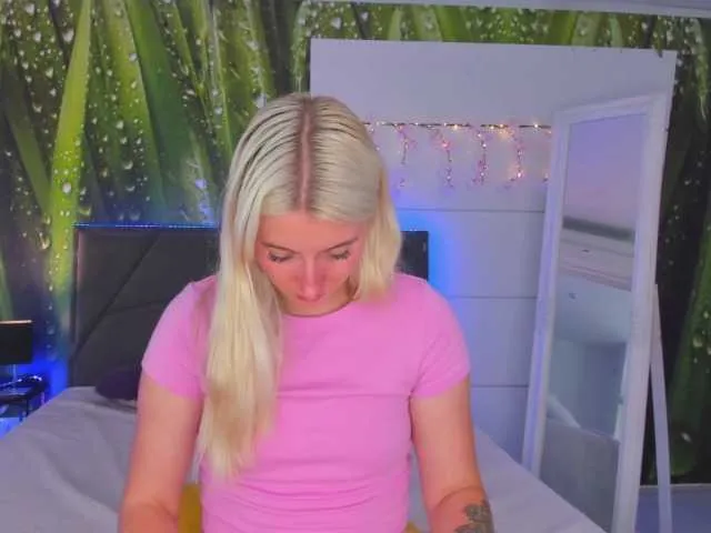 HollyTaillor Image 17