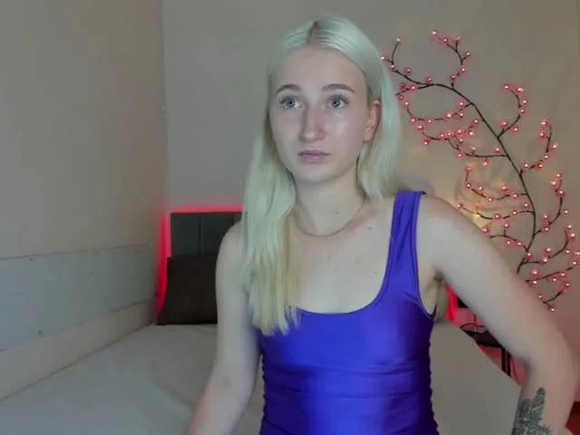 HollyTaillor Image 3