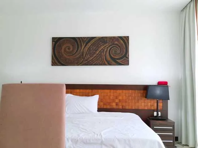 Yvonna's Thumb Image