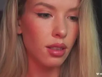 agent_blonde Image 11