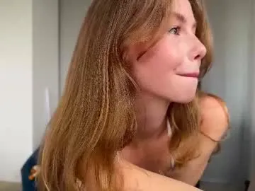 elli_harmon Image 17