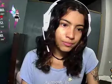 helia_n_amy Image 11