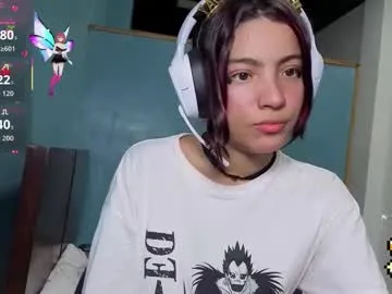 helia_n_amy Image 17