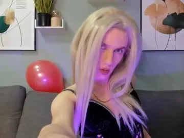 sexymiatrans's Thumb Image