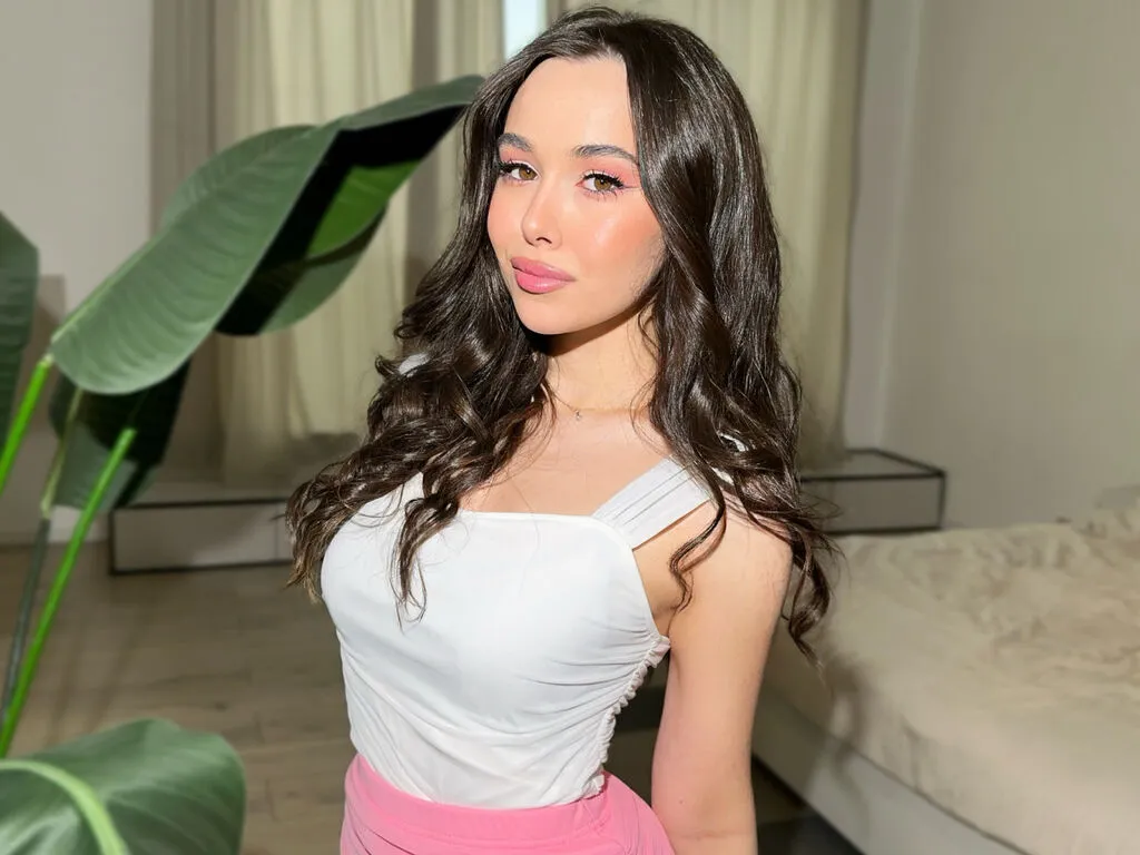 MiaYani's Thumb Image