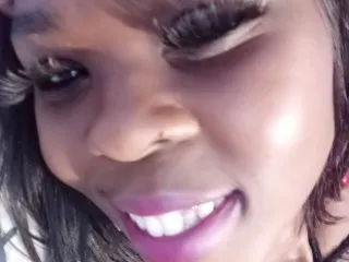 Allesandra90xxx's Thumb Image