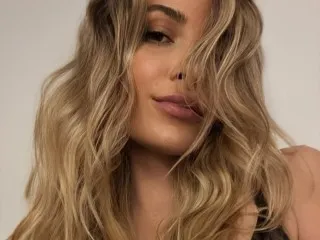 AnnaMichele's Thumb Image