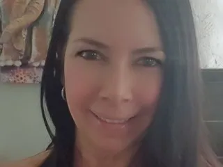 April_Desire's Thumb Image