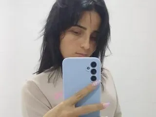 LarizaGuzman Image 2