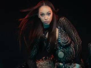 QueenTrick's Thumb Image