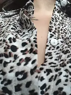 _Sarah-Office1 Image 18