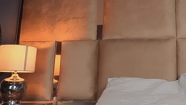 angelinepossy Image 13