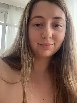 curvyflawless's Thumb Image