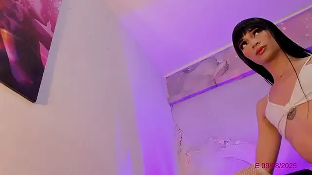 Dani_Sweet_Ts Image 7