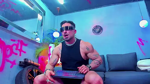 dennis_cox1 Image 12