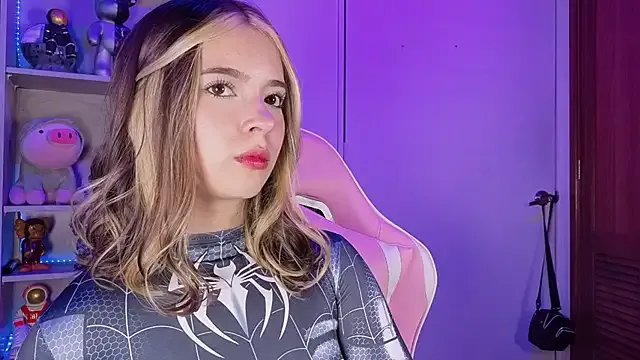 EmilyMiller_ Image 13