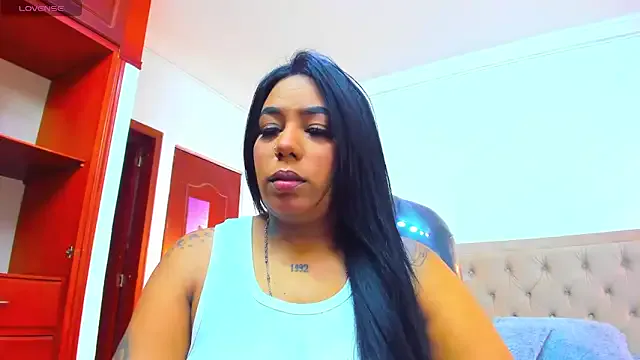 emma_purple_ Image 16