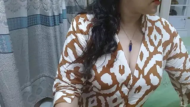 Lovelywife786 Image 16