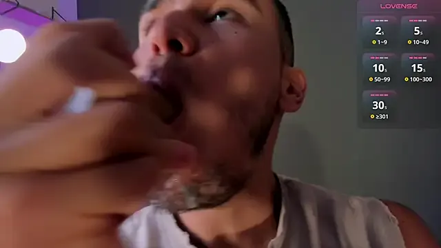 MarkSantozz Image 13