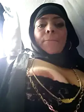 nadia__abaud Image 4