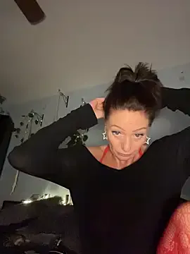 SweetandSluttyMilf Image 4