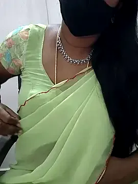 Tamil_Meera12 Image 5