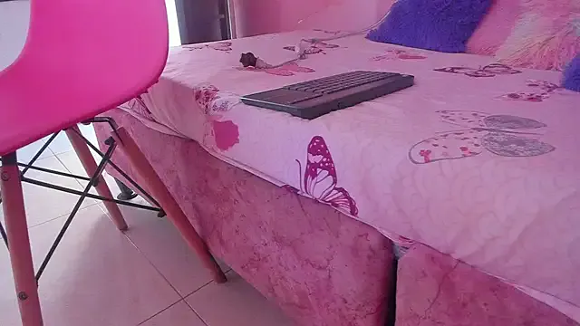 violet_taylor_ Image 16